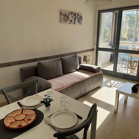 Sol-Y-Days Goelette, Agreable Appartement En Rdc Avec Parking, Proche Du Centre-Ville Et De La Plage Le Grau-du-Roi Luaran gambar