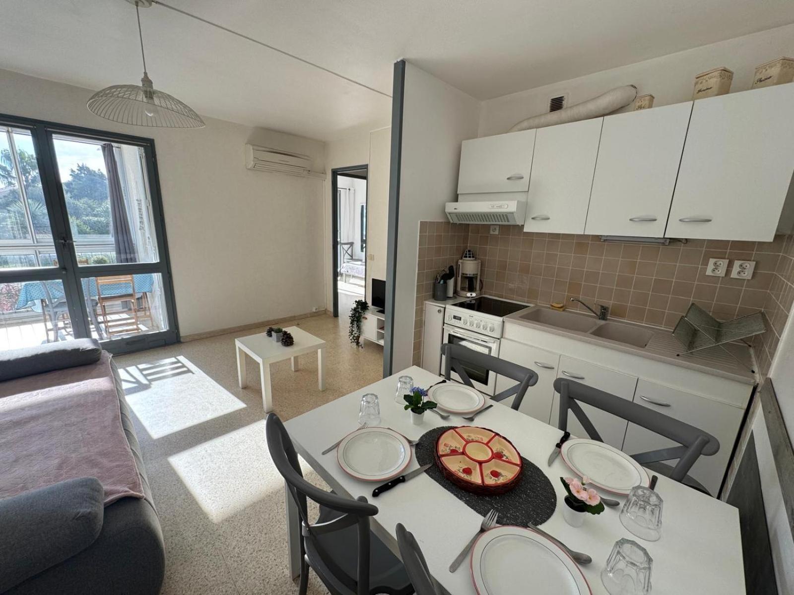 Sol-Y-Days Goelette, Agreable Appartement En Rdc Avec Parking, Proche Du Centre-Ville Et De La Plage Le Grau-du-Roi Luaran gambar